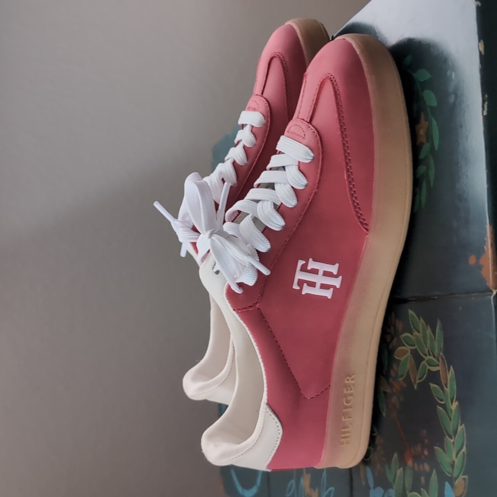Tommy Hilfiger Red Sneakers
